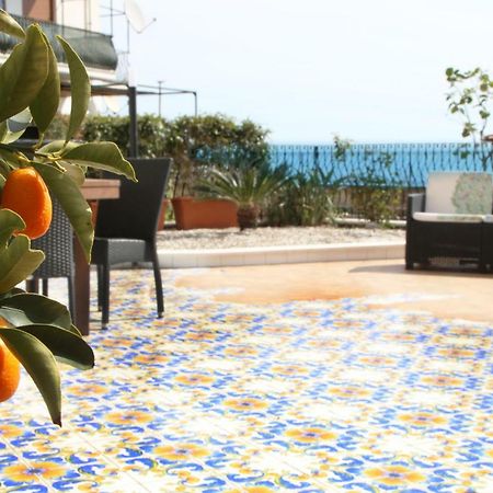 Taonasi Taormina Apartments Экстерьер фото
