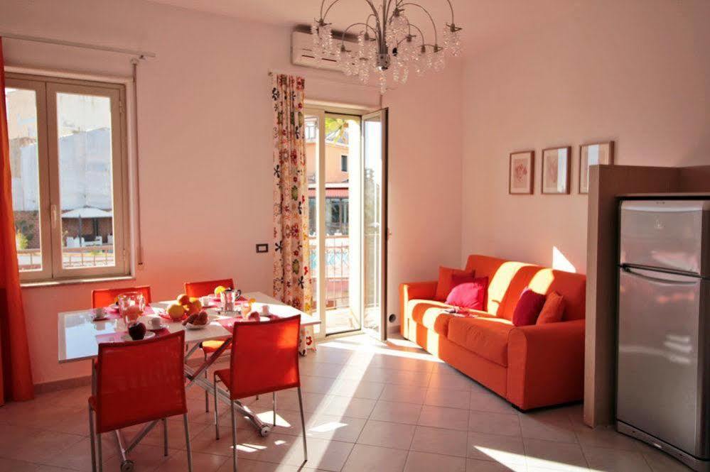 Taonasi Taormina Apartments Экстерьер фото