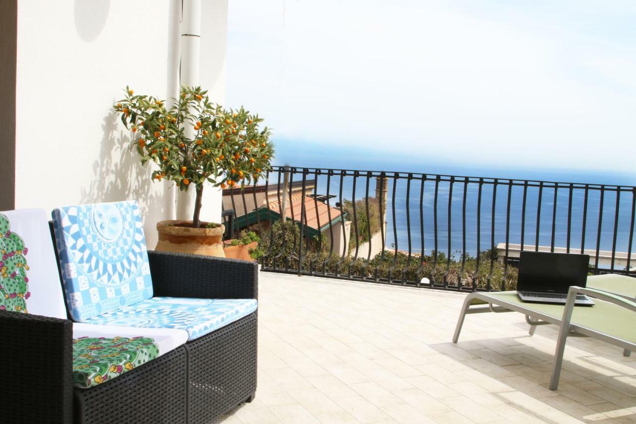 Taonasi Taormina Apartments Экстерьер фото